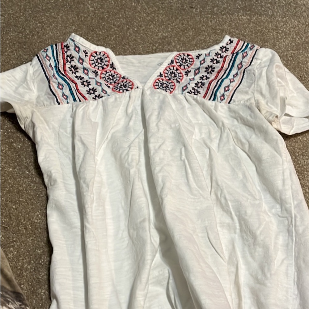 Cute white flowy top